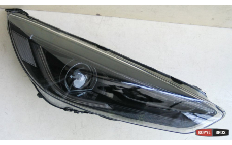 Фары передние Ford Focus MK3 2015-2018