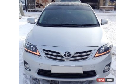 Фары передние Toyota Corolla