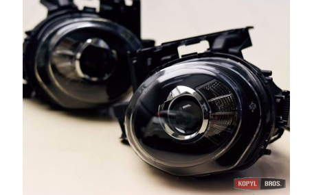 Фары передние Nissan Juke