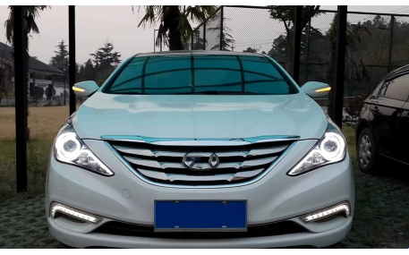 Фары передние HYUNDAI Sonata YF