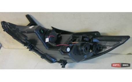 Фары передние HYUNDAI Sonata YF