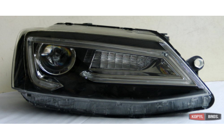 Фары передние Volkswagen Jetta