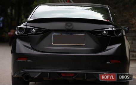 Фонари задние Mazda 3