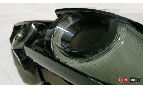 Фонари задние Mazda 3