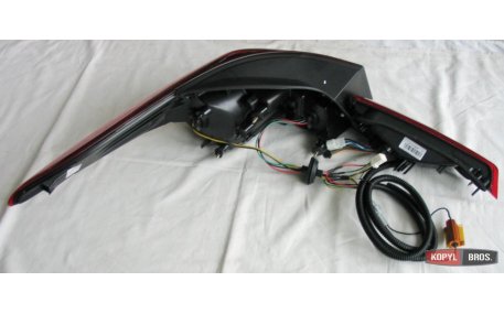 Фонари задние HYUNDAI Elantra MD