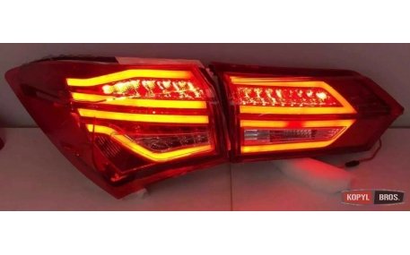 Фонари задние Toyota Corolla