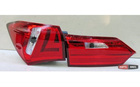 Фонари задние Toyota Corolla