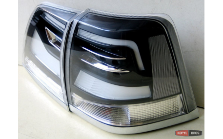 Фонари задние Toyota Land Cruiser 200