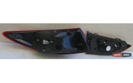 Фонари задние Mazda 6