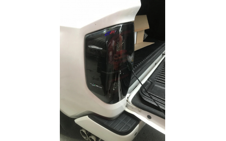 Фонари задние Toyota Tundra 2014-2021