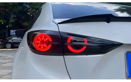 Фонари задние Mazda 3