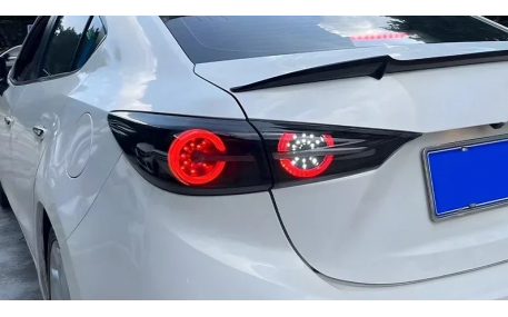 Фонари задние Mazda 3