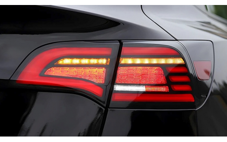 Фонари задние Tesla Model 3