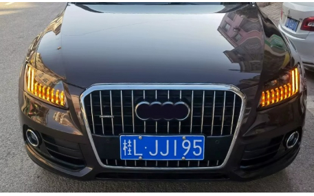 Фары передние Audi Q5 2008-2012