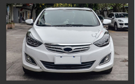 Фары передние HYUNDAI Elantra MD