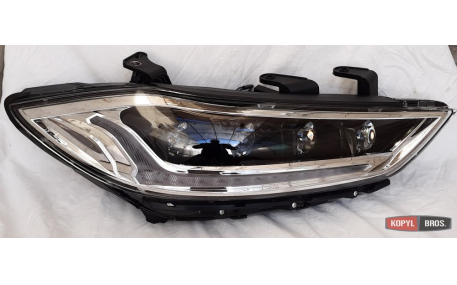 Фары передние HYUNDAI Elantra AD