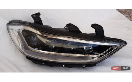 Фары передние HYUNDAI Elantra AD