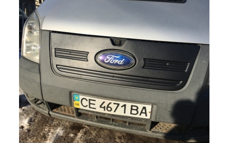 Зимняя накладка на решетку Ford Transit