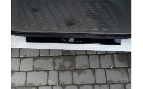 Накладки на пороги Mercedes Sprinter
