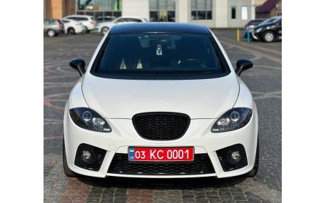 Бампер передний Seat Leon