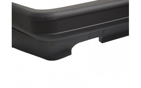 Бампер задний BMW 3 E30