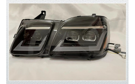 Фары передние Lexus LX470