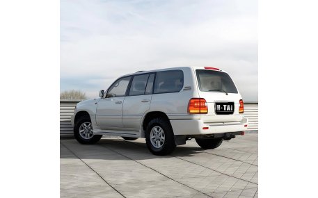 Фонари задние Lexus LX470