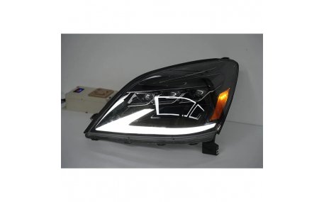 Фары передние Lexus GX