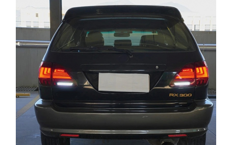 Фонари задние Lexus RX300