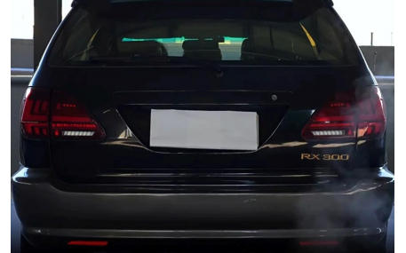 Фонари задние Lexus RX300