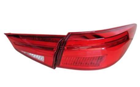 Фонари задние Mazda 3