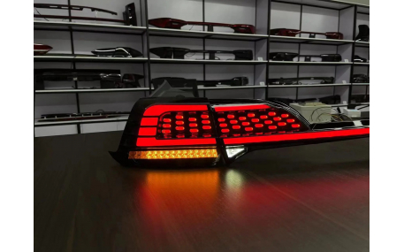 Фонари задние Tesla Model 3