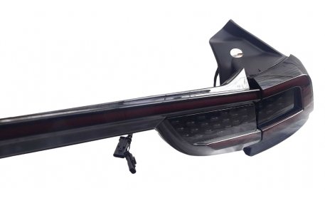 Фонари задние Tesla Model 3