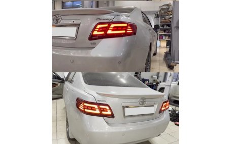 Фонари задние Toyota Camry V40