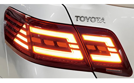 Фонари задние Toyota Camry V40