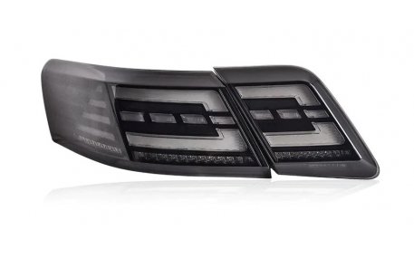 Фонари задние Toyota Camry V40