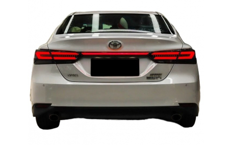 Фонари задние Toyota Camry V70
