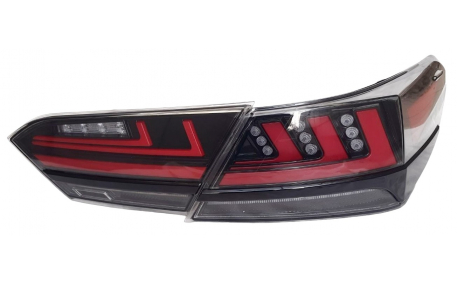 Фонари задние Toyota Camry V70