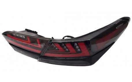 Фонари задние Toyota Camry V70