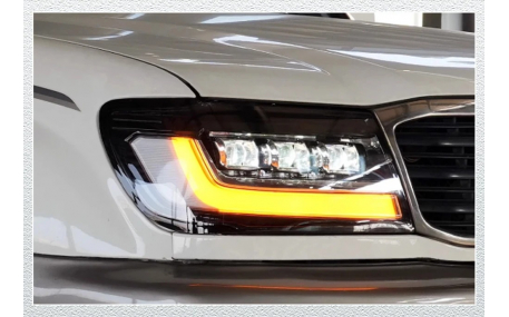 Фары передние Toyota Land Cruiser 100 1998-2004