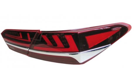 Фонари задние Toyota Camry V70