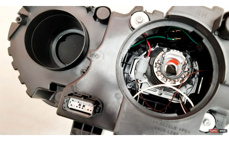 Фары передние Dodge Challenger