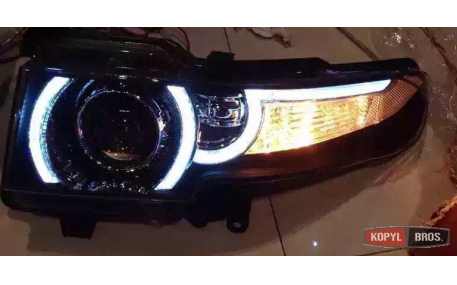 Фары передние Toyota FJ Cruiser