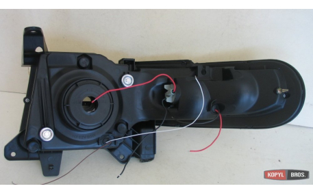 Фары передние Toyota FJ Cruiser