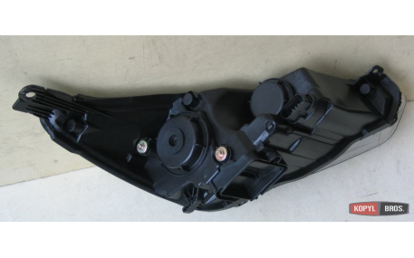 Фары передние Ford Focus MK3 2015-2018