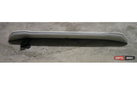 Спойлер Toyota Land Cruiser 200