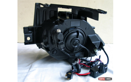 Фары передние Nissan Juke