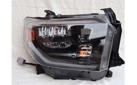Фары передние Toyota Tundra 2014-2021