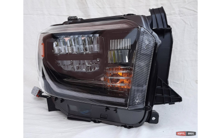 Фары передние Toyota Tundra 2014-2021