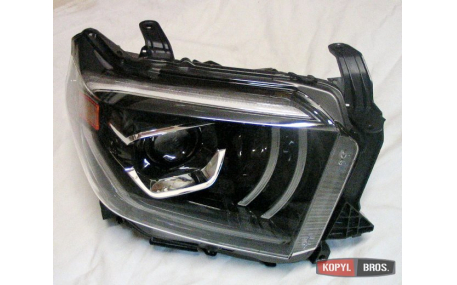 Фары передние Toyota Tundra 2014-2021